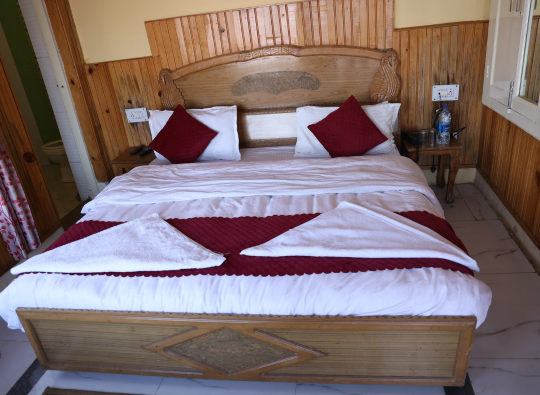 Deluxe Double Bed Room