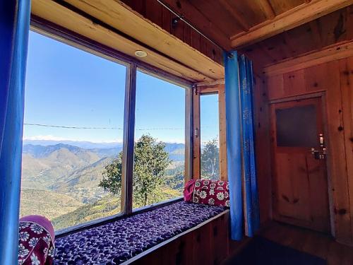 super_delux_cottage_-_mountview_hotel_dhanaulti_room_places