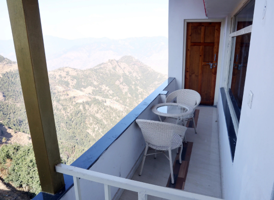 Premium Side View Room